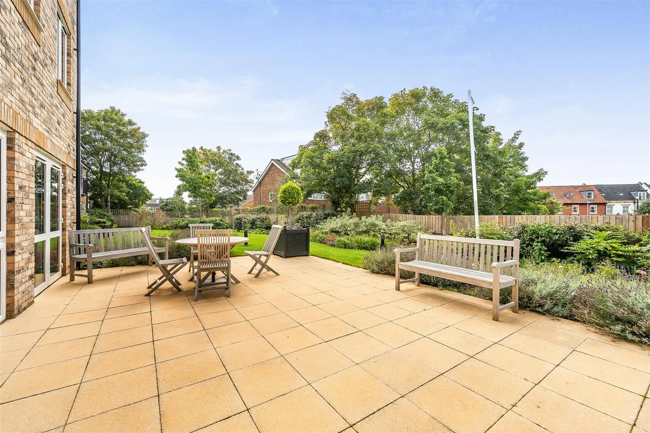 Reedham Road, Burnham, SL1, photo 14