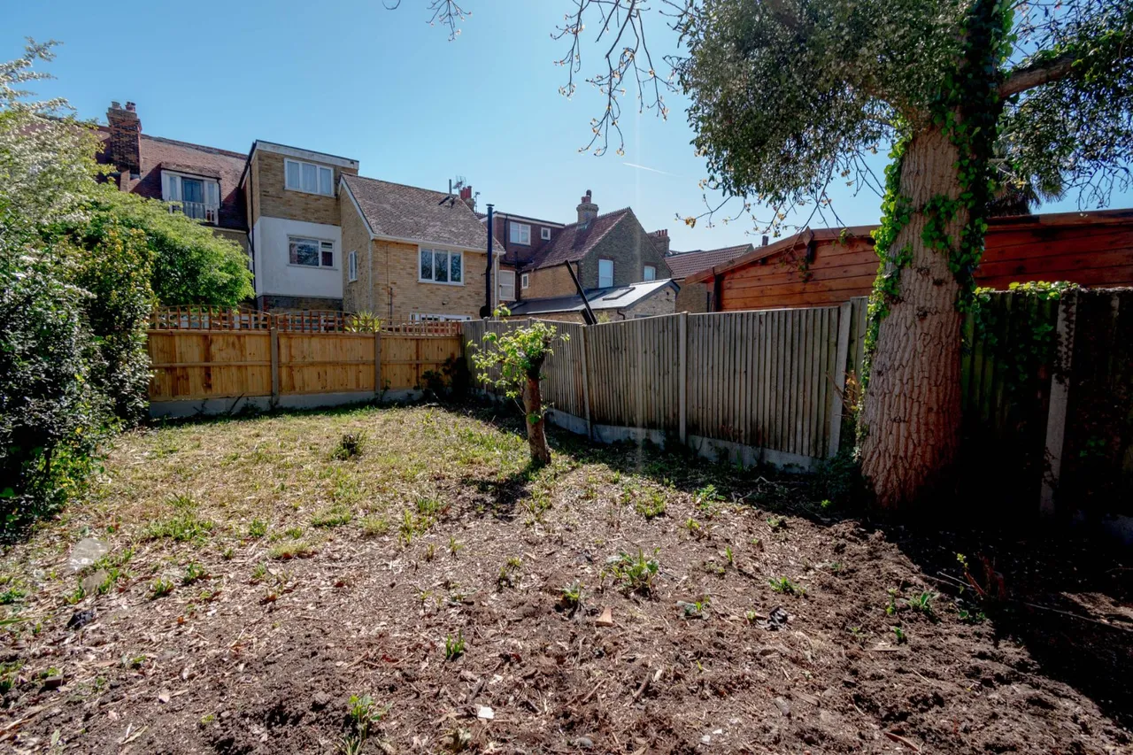 Epple Bay Road, Birchington, CT7, photo 16