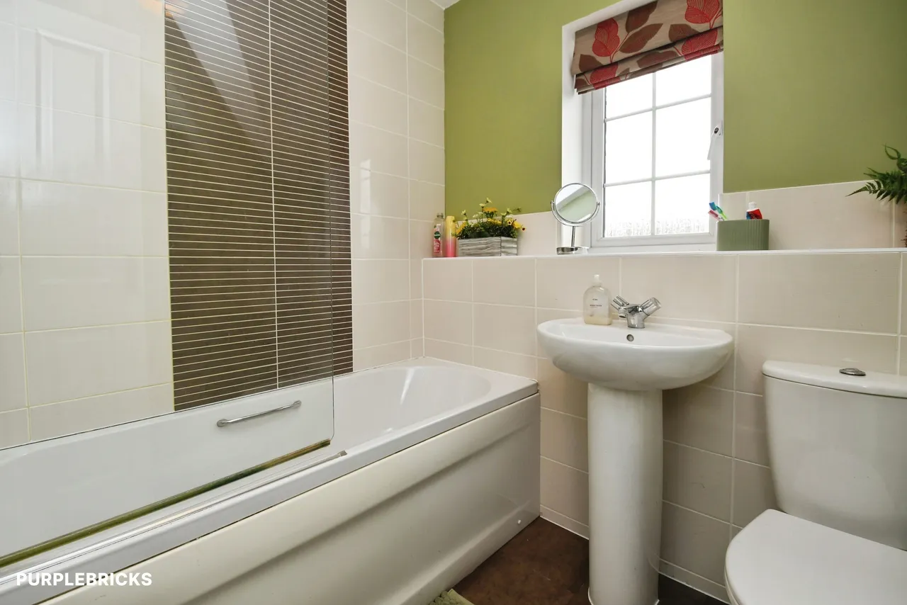 Buttercup Way, Witham St Hughs, LN6, photo 15