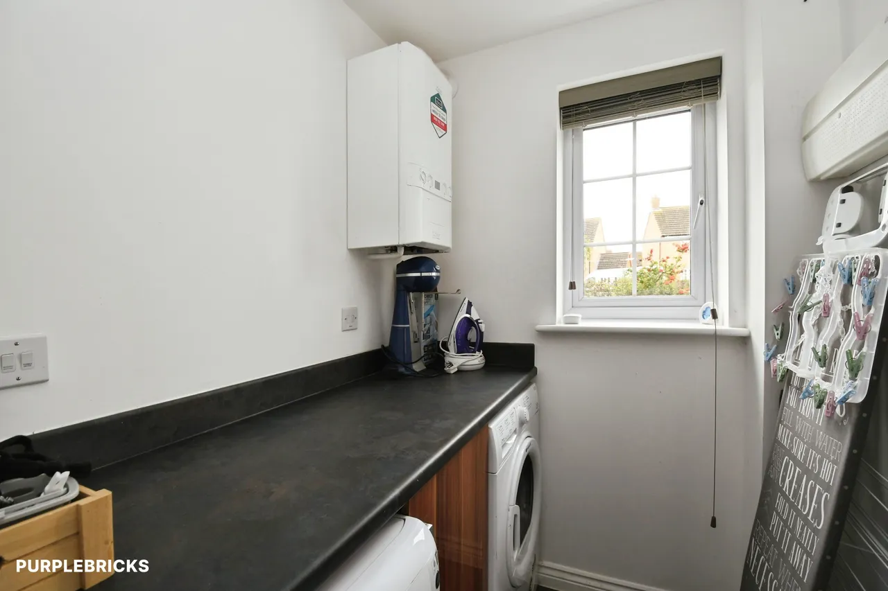 Buttercup Way, Witham St Hughs, LN6, photo 5