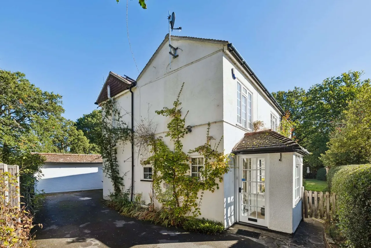 Ford Road, West End, GU24, photo 24