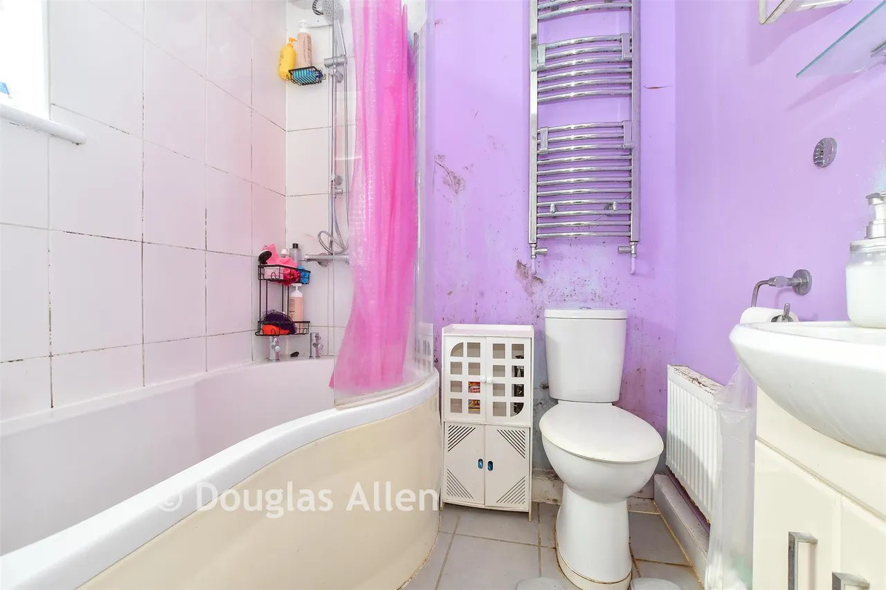 Rowlands Road, Dagenham, RM8, photo 10