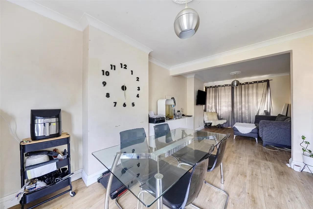 Grove Road, Mitcham, CR4 1AE, photo 19