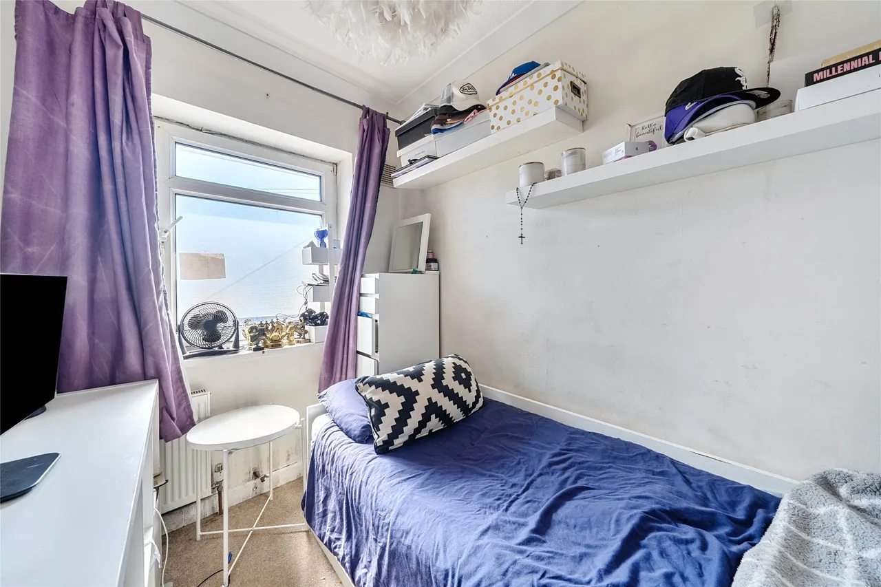 Grove Road, Mitcham, CR4 1AE, photo 10