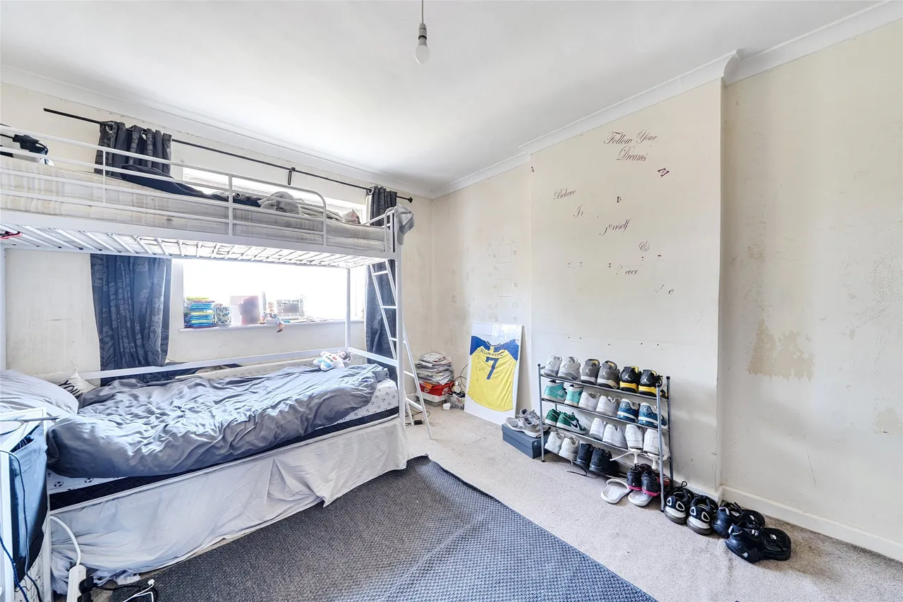 Grove Road, Mitcham, CR4 1AE, photo 11