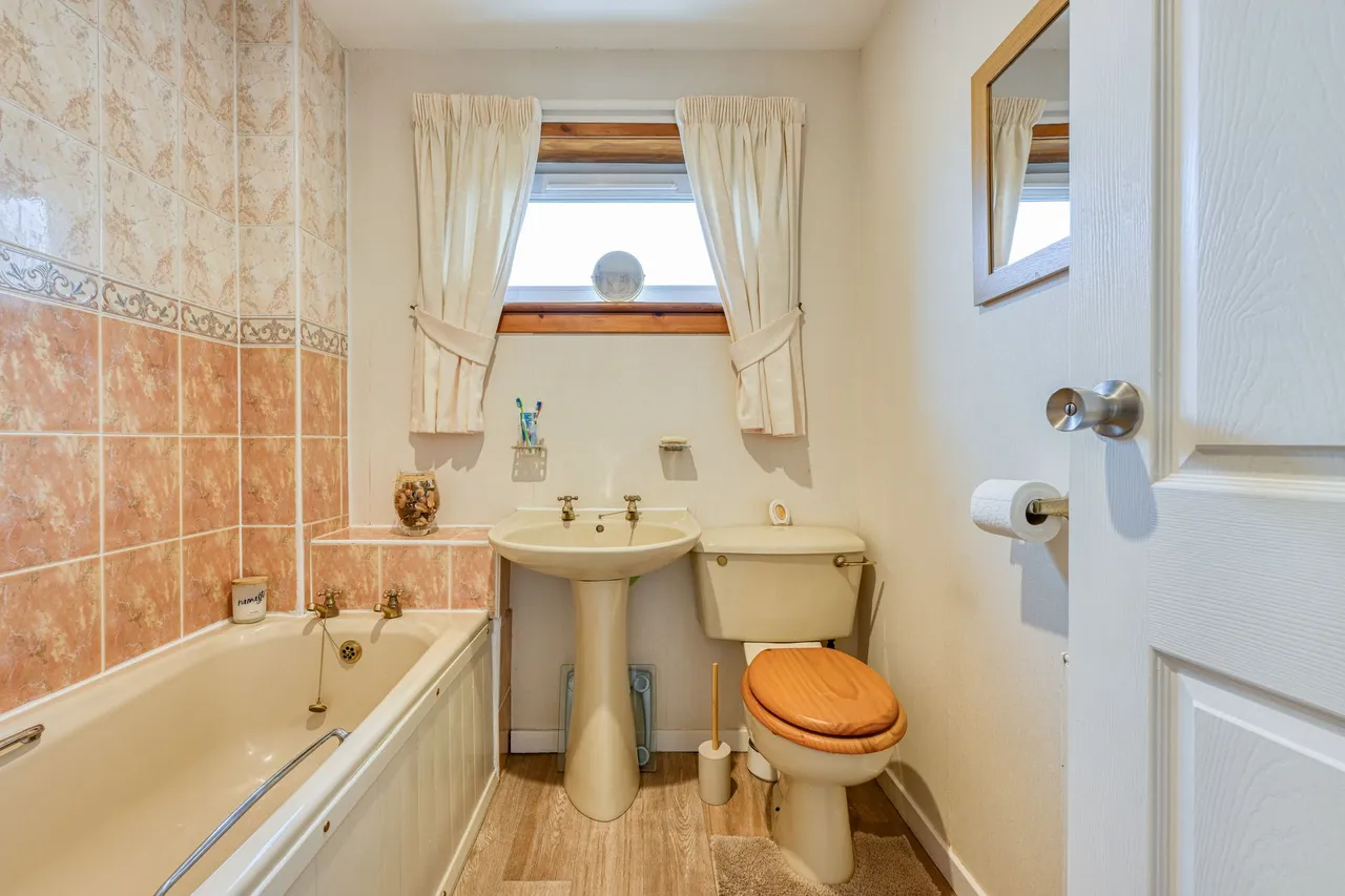 Oldtown Road, Inverness, IV2, photo 16