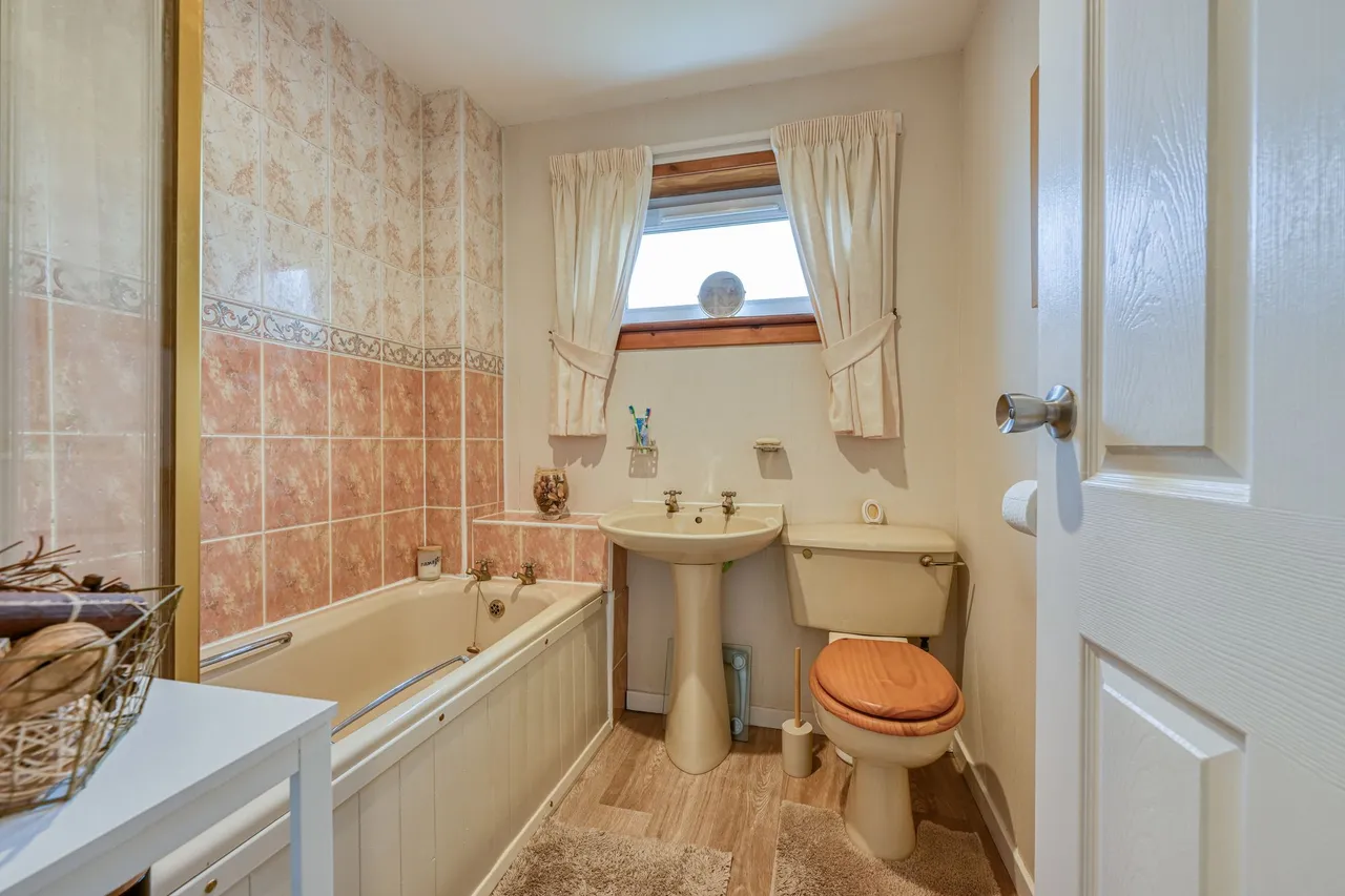 Oldtown Road, Inverness, IV2, photo 15