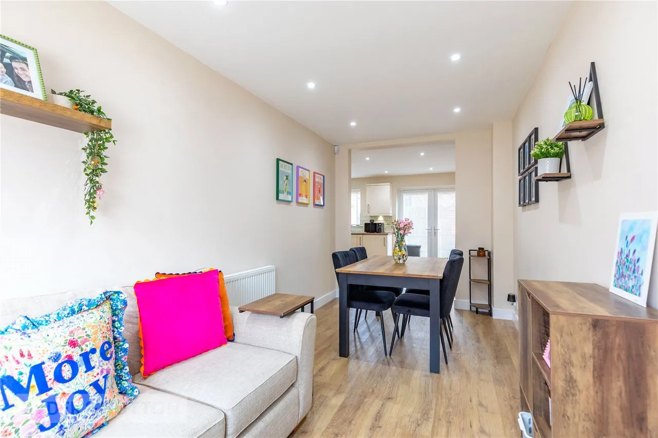 Co-Operation Street, Rawtenstall, BB4, photo 9