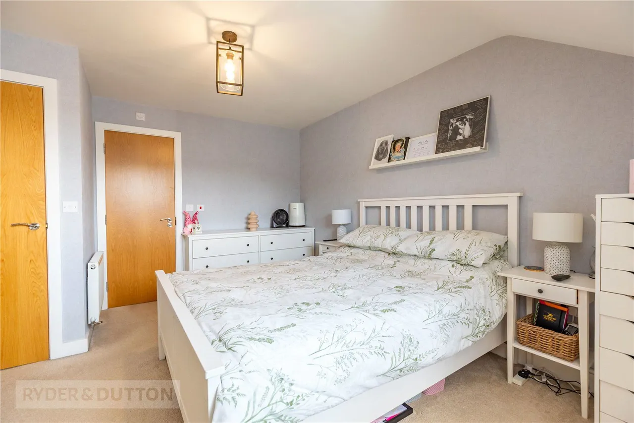 Co-Operation Street, Rawtenstall, BB4, photo 11