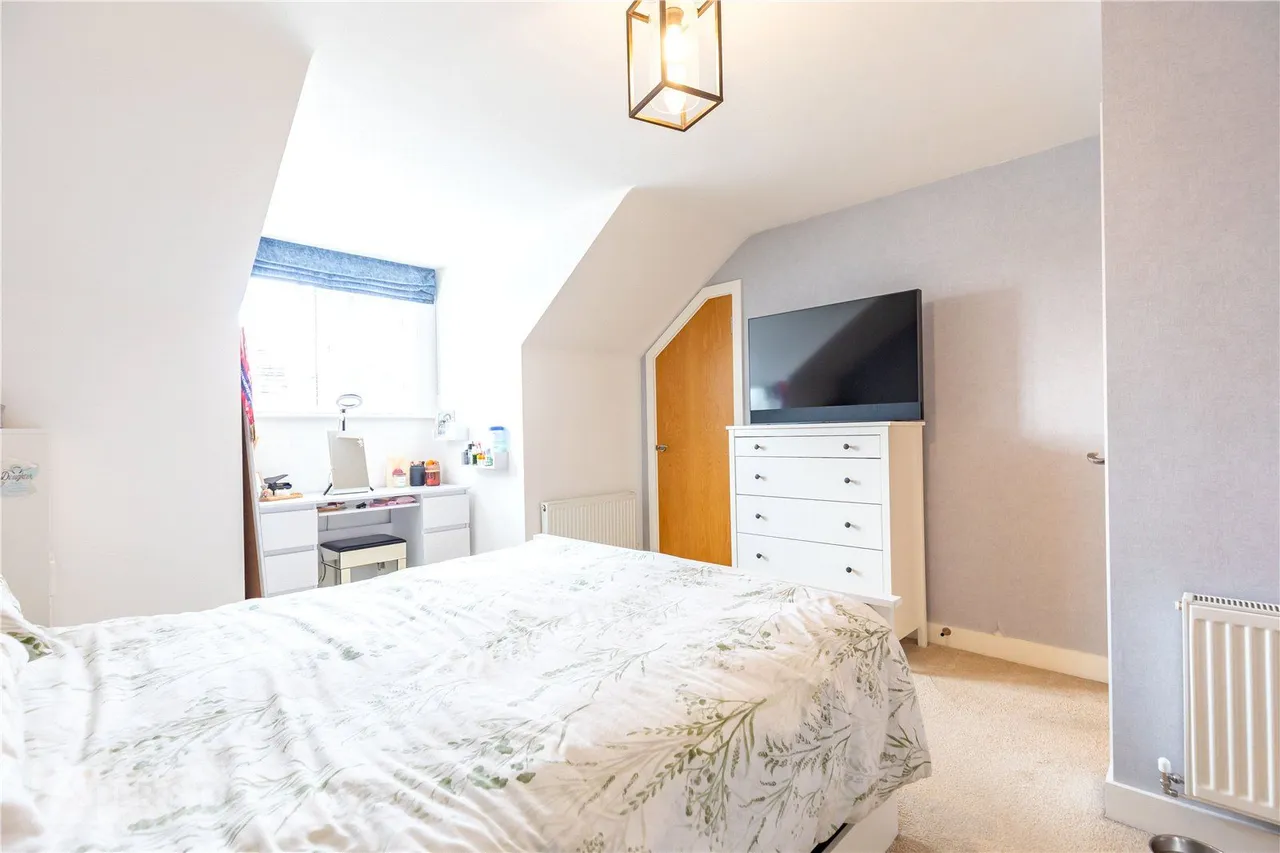 Co-Operation Street, Rawtenstall, BB4, photo 13