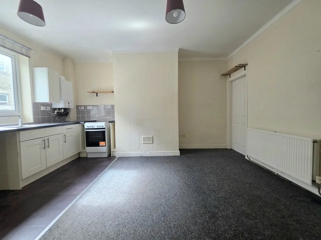 Bromley Street, Batley WF17 6LD, photo 6