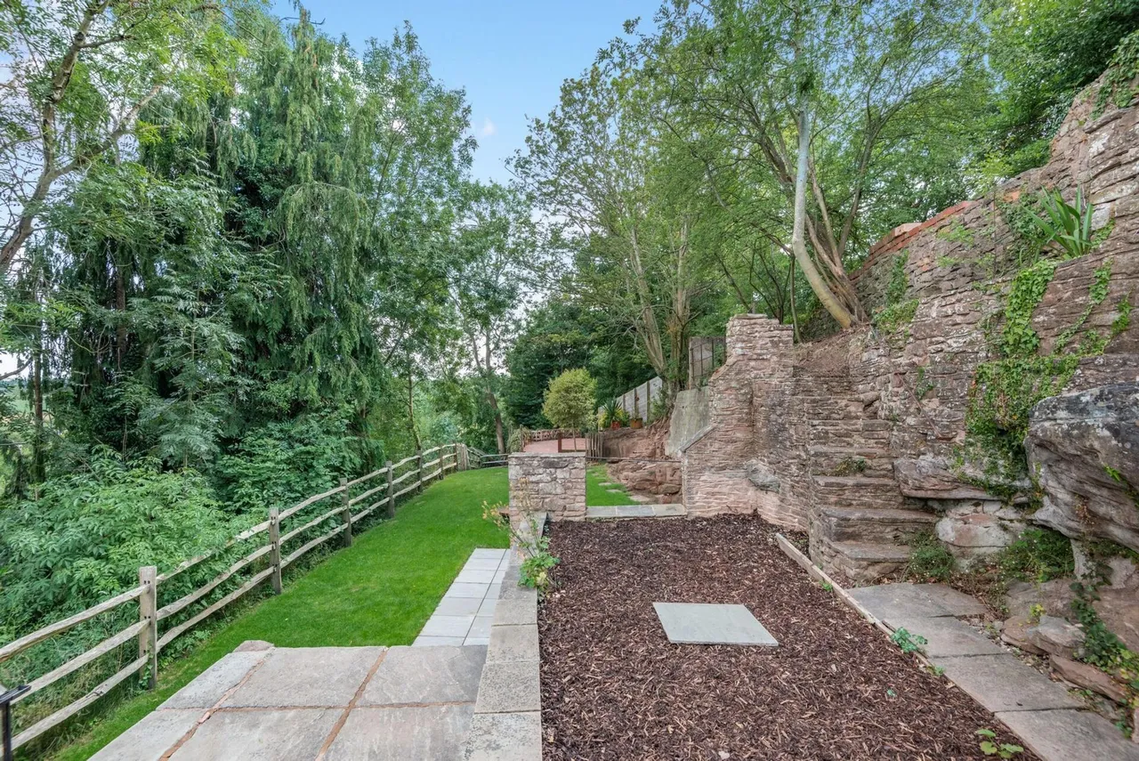 Hoarwithy, Hereford, HR2, photo 26