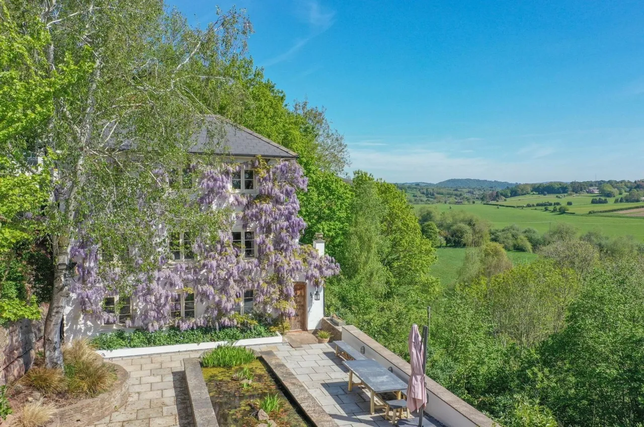 3 bed house for sale, Hoarwithy, Hereford, HR2