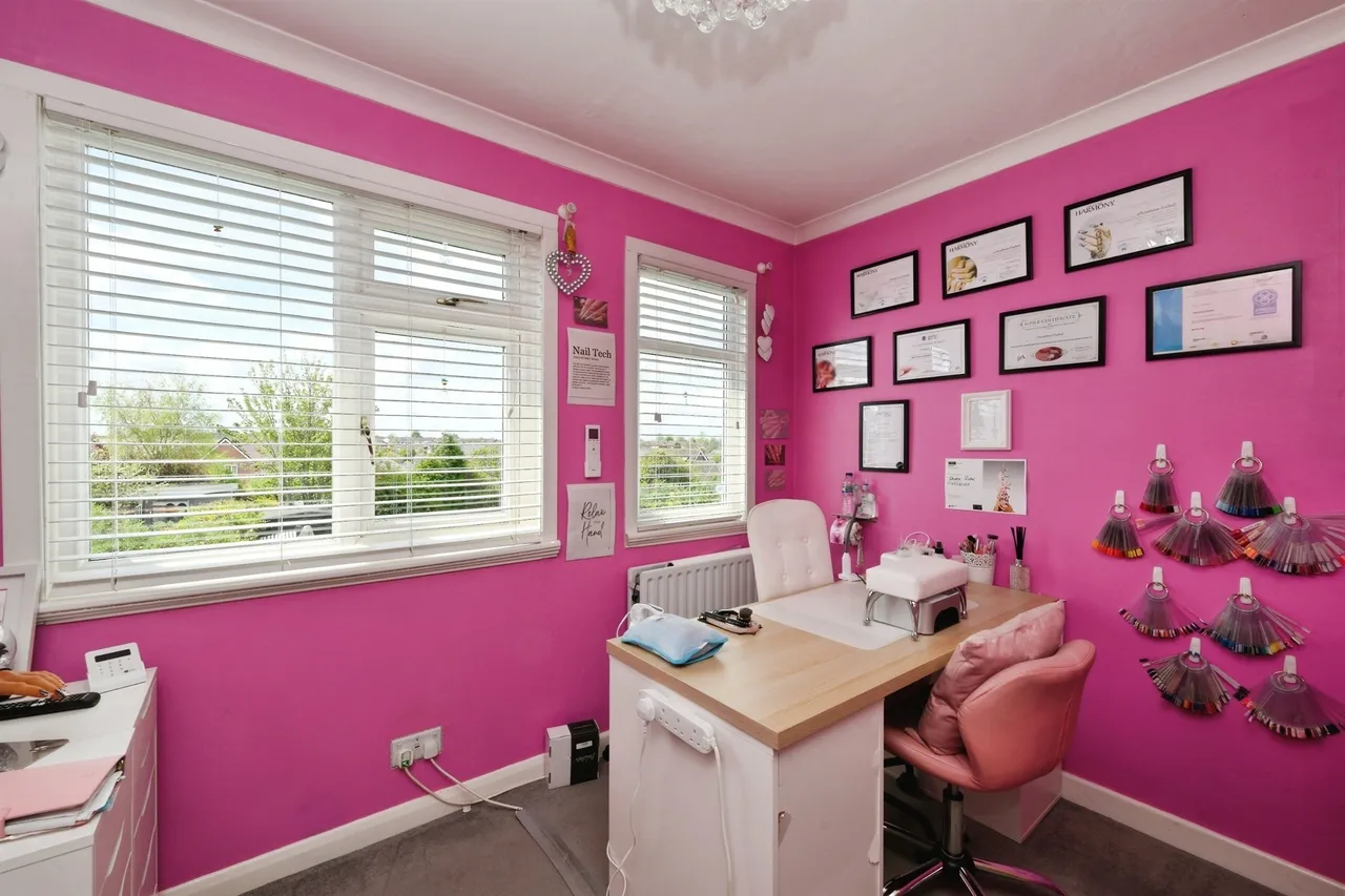 Rylstone Way, Saffron Walden, CB11, photo 6
