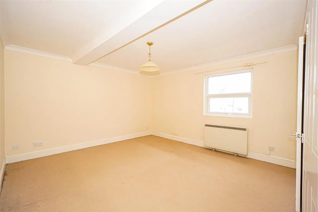 Eversfield Place, St Leonards-On-Sea, photo 6