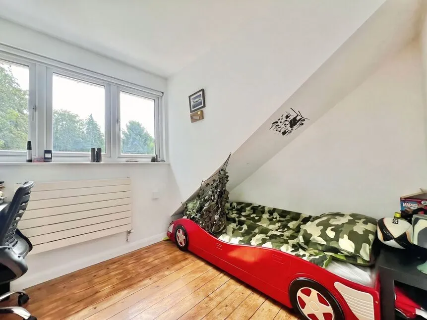 Bennetts Avenue, West Kingsdown, Kent, TN15, photo 11
