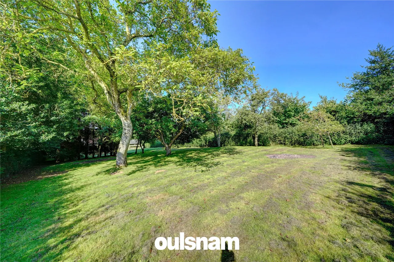 Linehouse Lane, Lickey End, Bromsgrove, Worcestershire, B60 1HS, photo 28