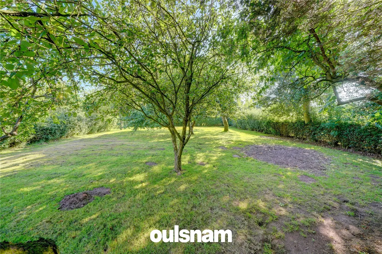 Linehouse Lane, Lickey End, Bromsgrove, Worcestershire, B60 1HS, photo 23