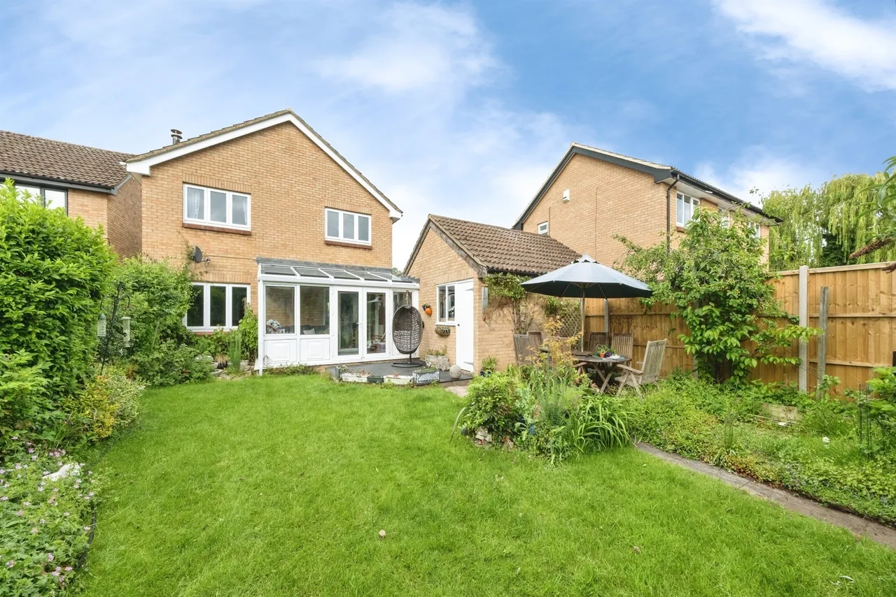 Sunridge Close, Newport Pagnell, MK16, photo 15