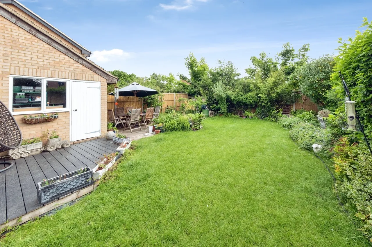 Sunridge Close, Newport Pagnell, MK16, photo 14