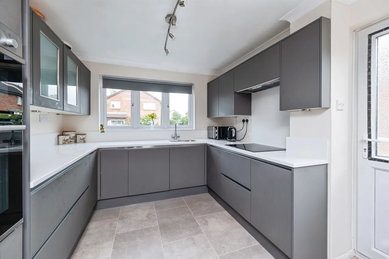 Sunridge Close, Newport Pagnell, MK16, photo 4