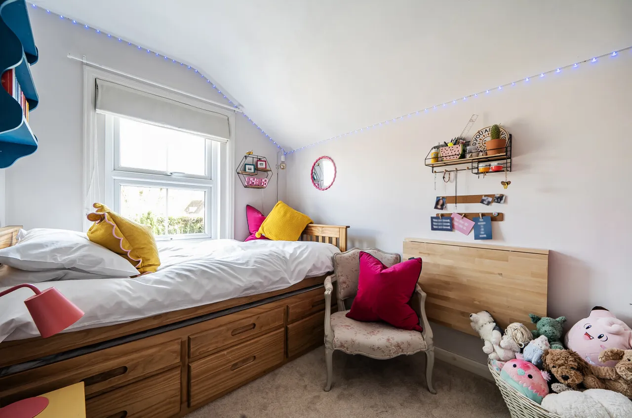 New Road, Haslemere, GU27, photo 12