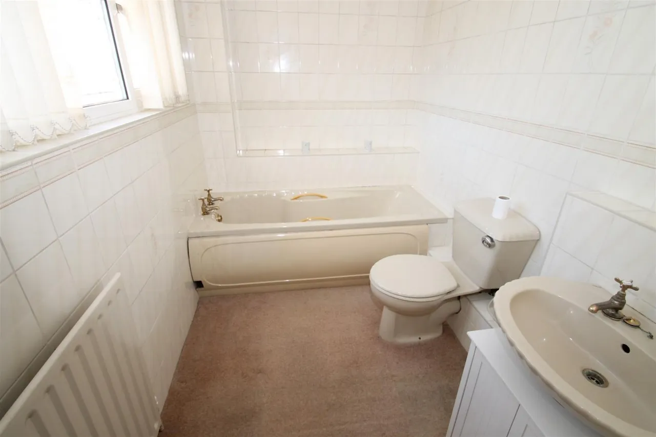 Waxland Road, Halesowen, photo 9