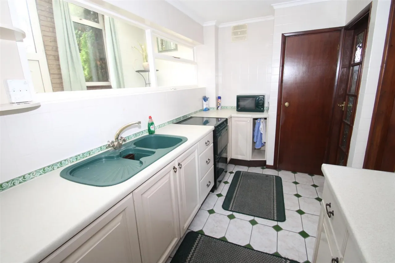 Waxland Road, Halesowen, photo 4
