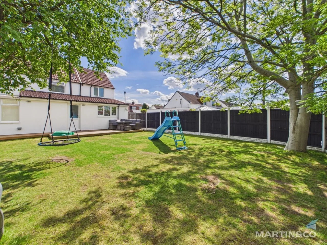 Arborn Drive, Upton, photo 4