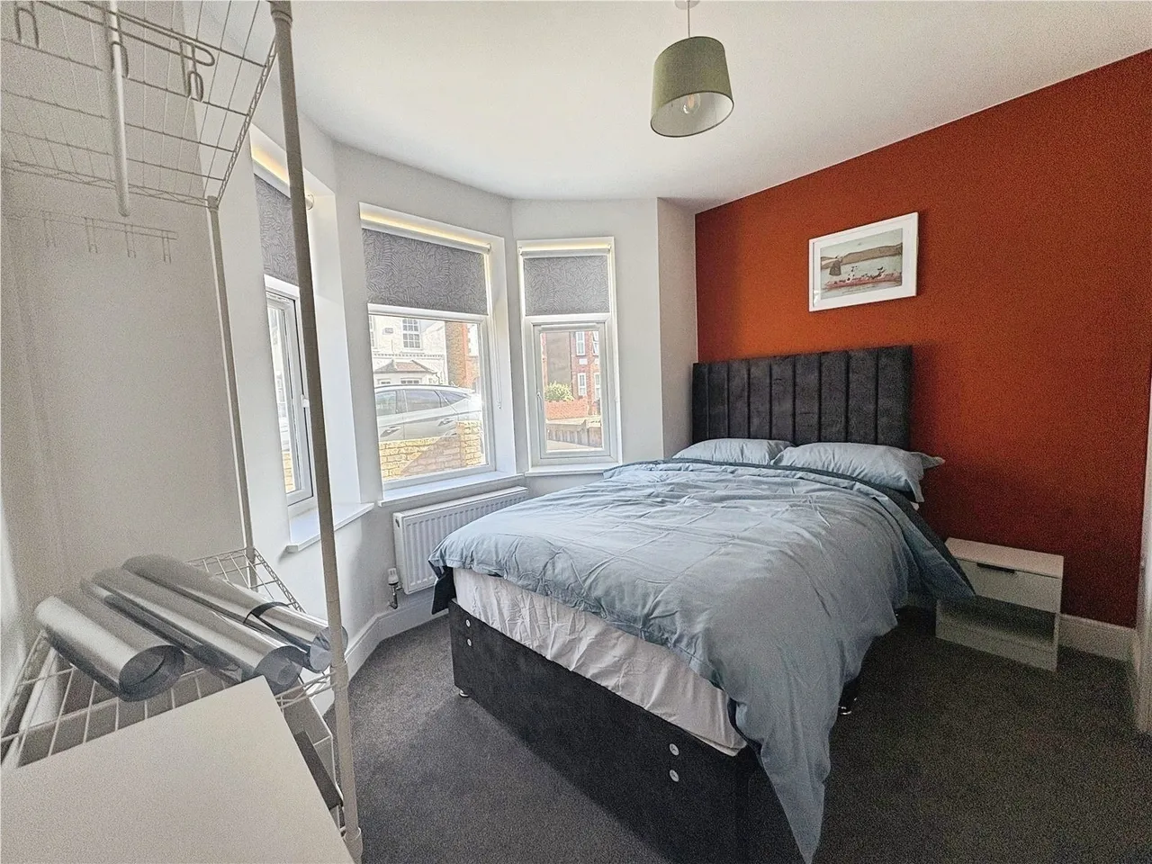 1 bed house to rent, Royal Oak Road, Woking, GU21