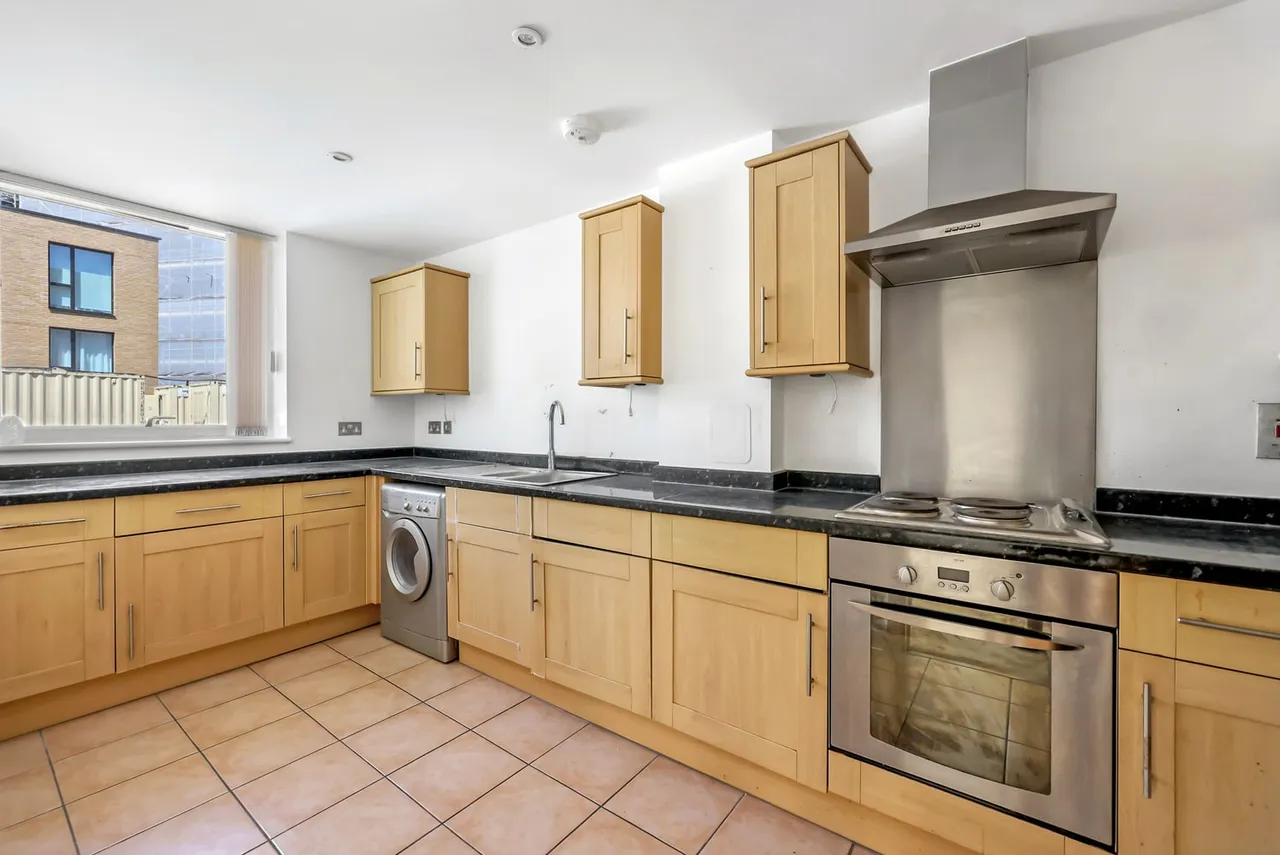 Flat 2, Sir Walter Raleigh Court, 48 Banning Street, London, SE10 0FD, photo 6