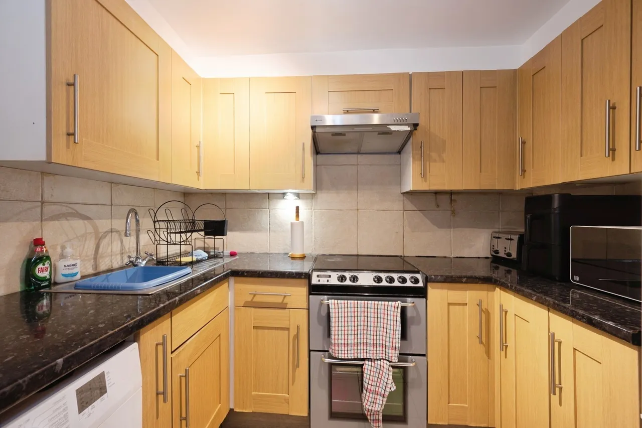 Campbell Road, Southsea, PO5, photo 11