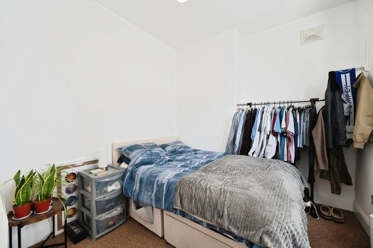 Campbell Road, Southsea, PO5, photo 10