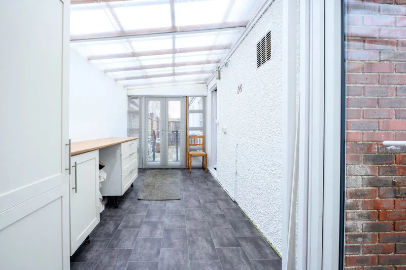 Farleigh Road, New Haw KT15 3HR, photo 8