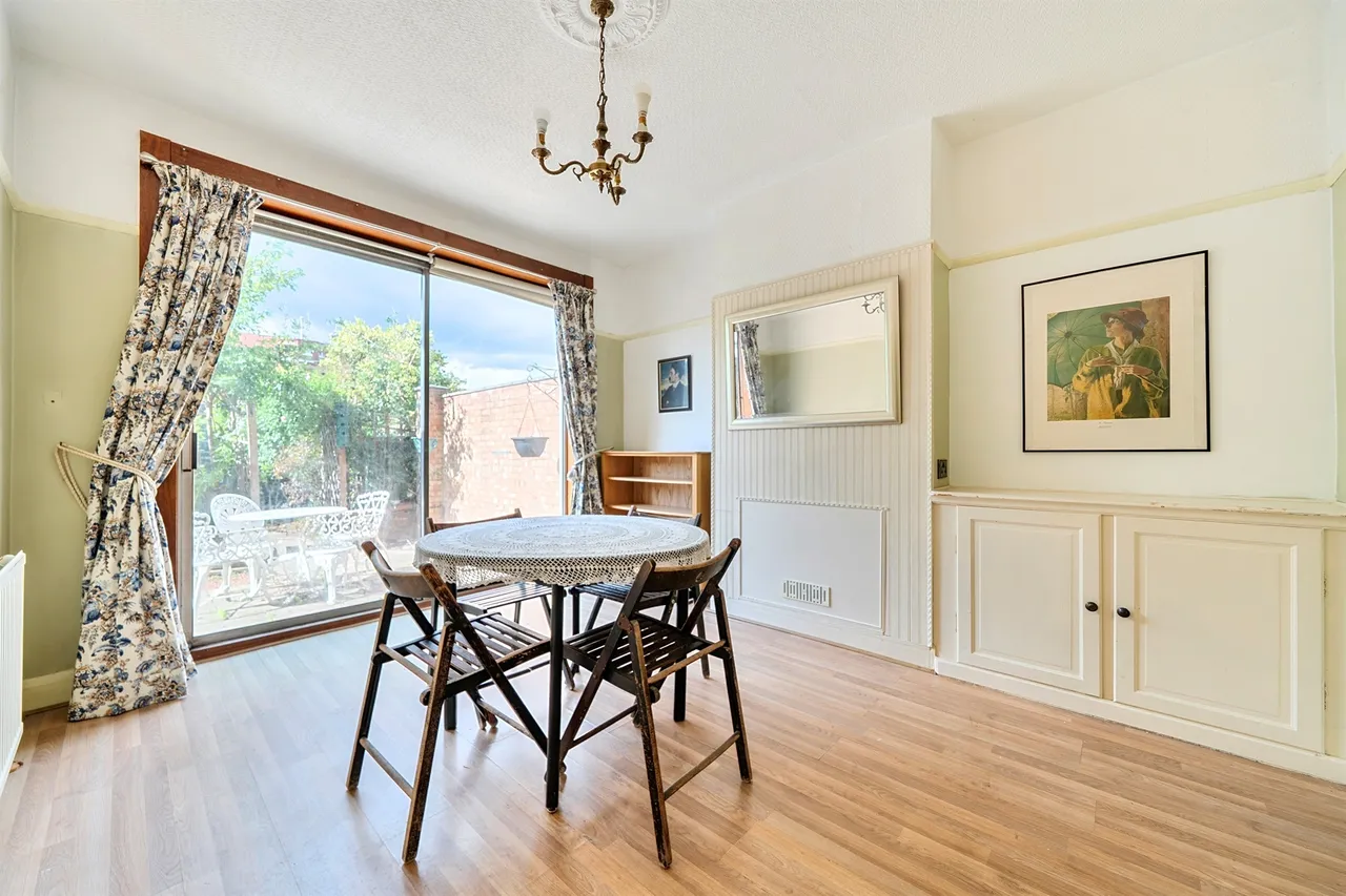 Clydach Road, Enfield, EN1, photo 5
