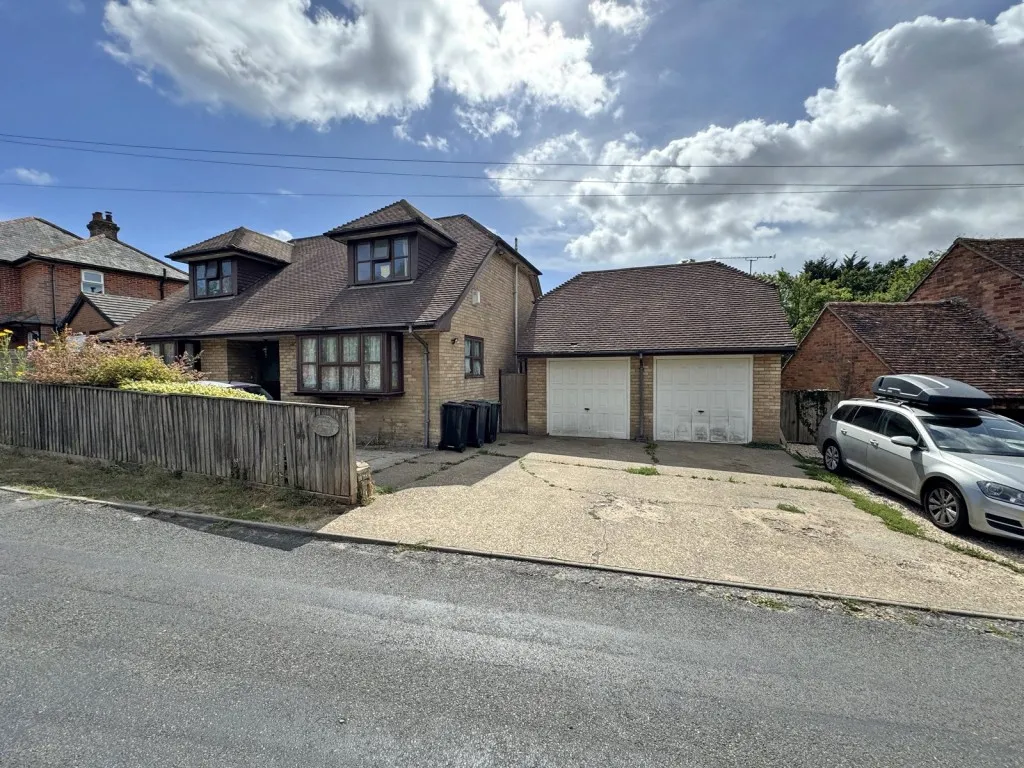 3 bed house for sale, Sway, Lymington