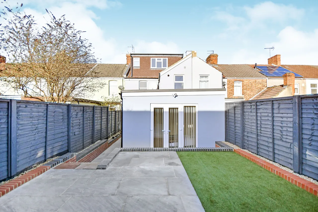 REDCLIFFE STREET, photo 6