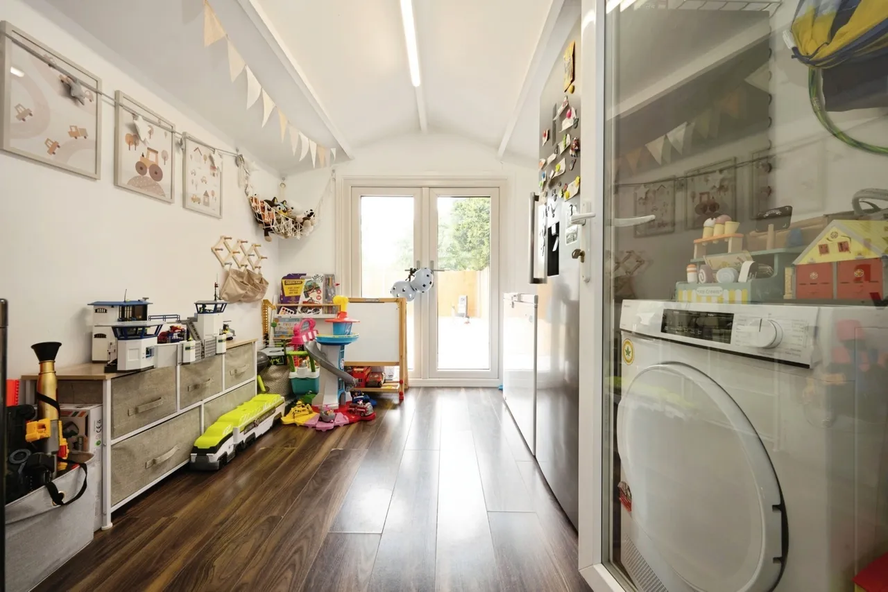 Chantry Road, Kempston, Bedford, Bedfordshire, MK42, photo 6