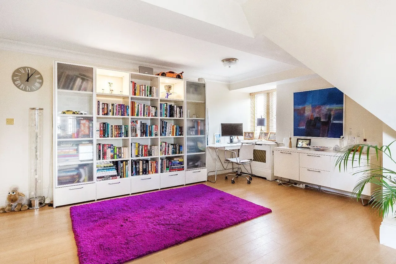 Ockham Lane, Cobham, KT11, photo 8