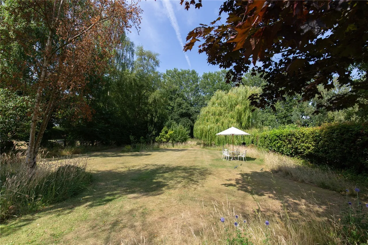 North Barningham Road, Bessingham, NR11, photo 35