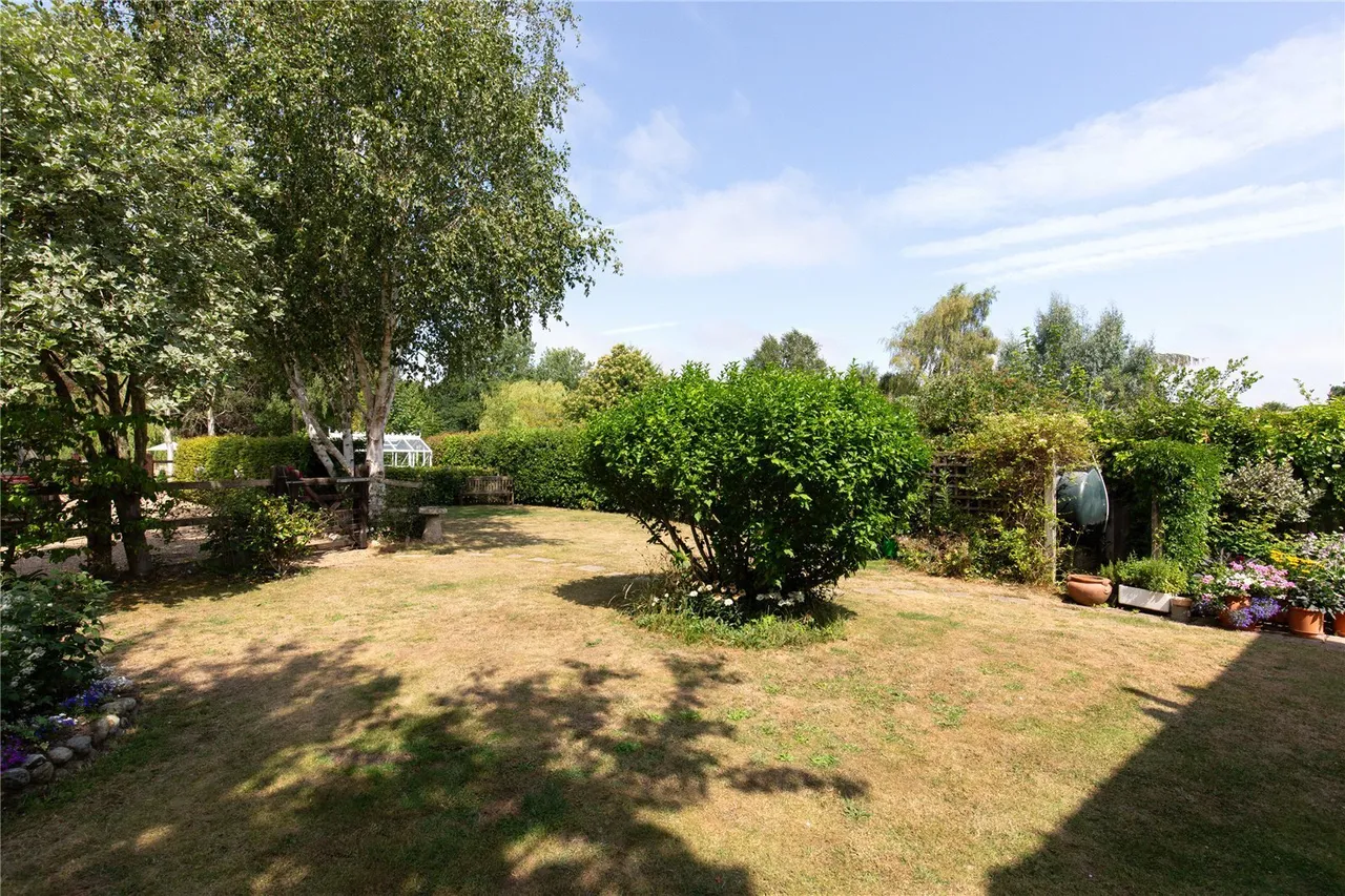 North Barningham Road, Bessingham, NR11, photo 33