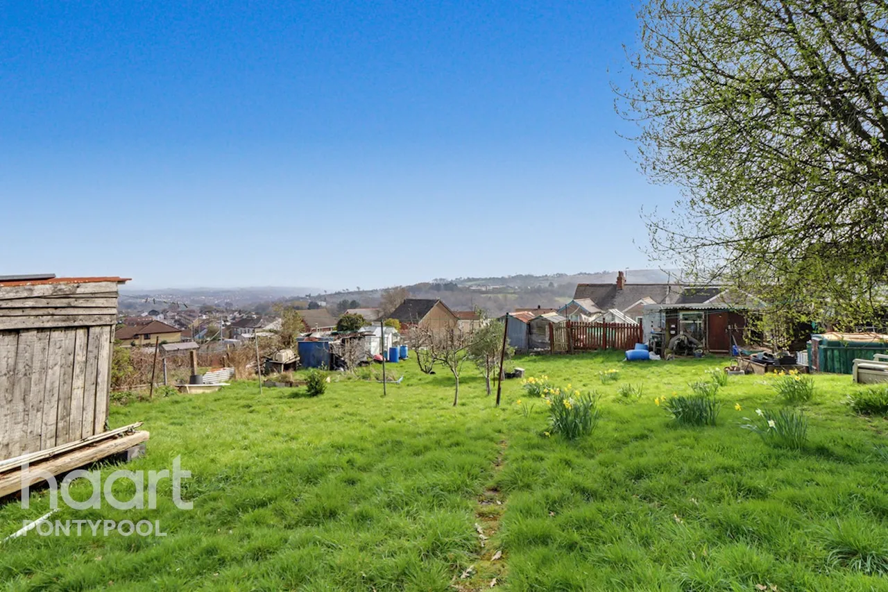 Tranch Road, Pontypool, NP4, photo 22