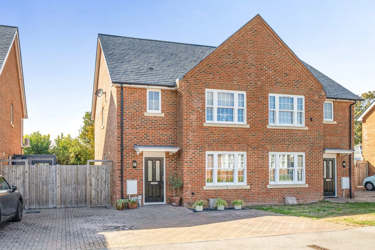 3 bed house for sale, Briary Fields, Margate