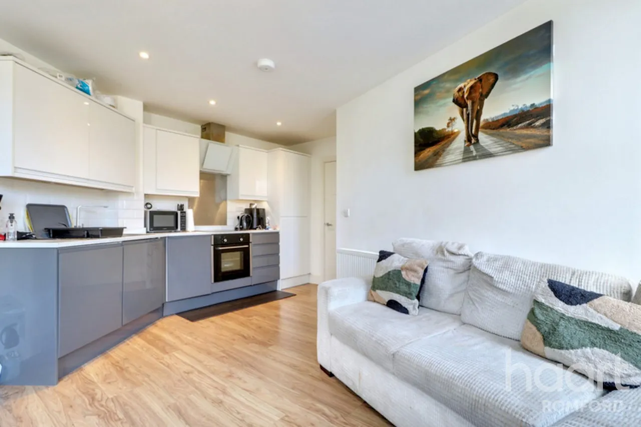 Mercury Gardens, Romford, RM1, photo 9