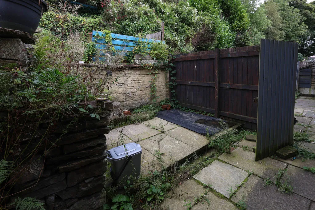 Market Street Whitworth, Rochdale OL12 8RW, photo 8