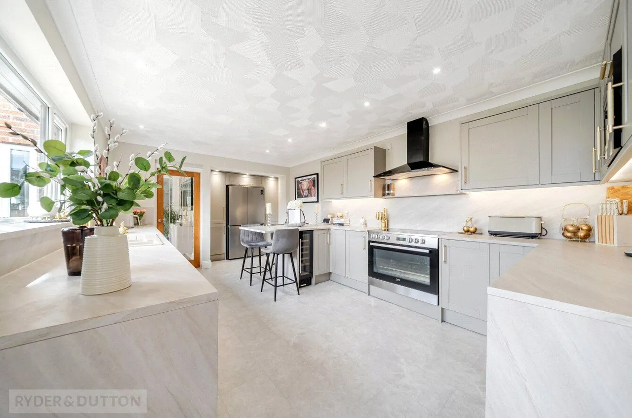 Laurels Drive, Littleborough, OL15, photo 4