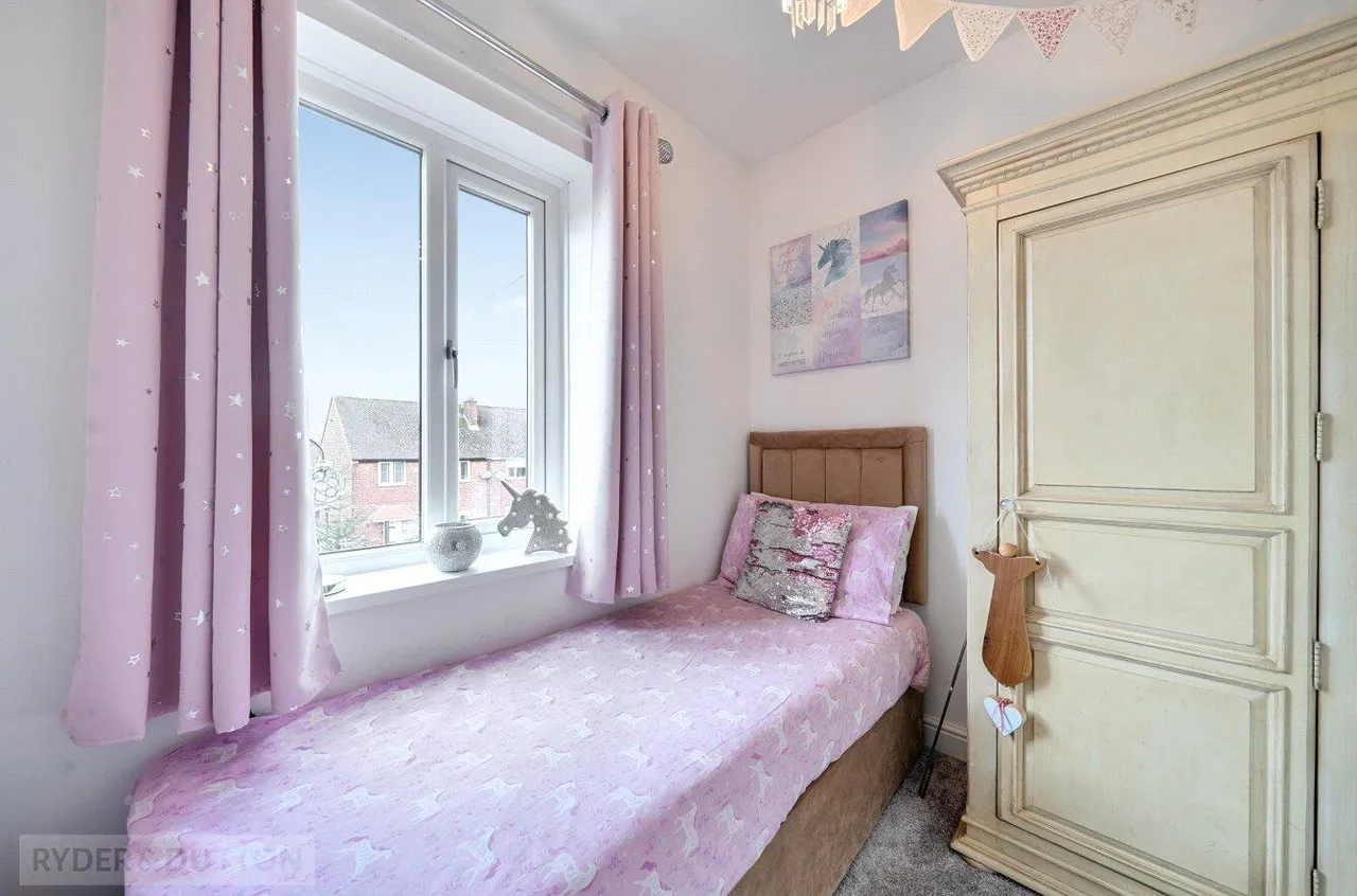 Laurels Drive, Littleborough, OL15, photo 16