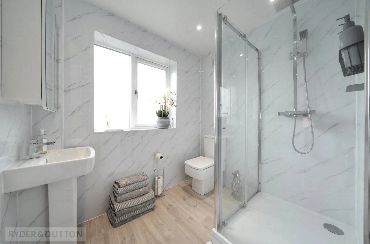 Laurels Drive, Littleborough, OL15, photo 11