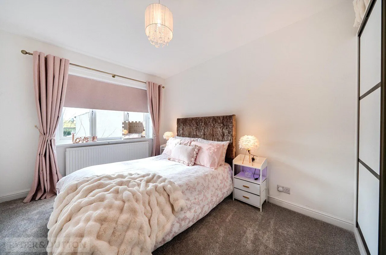 Laurels Drive, Littleborough, OL15, photo 15