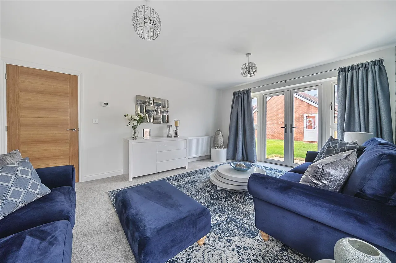 Maddoxford Gardens, Boorley Green, photo 4